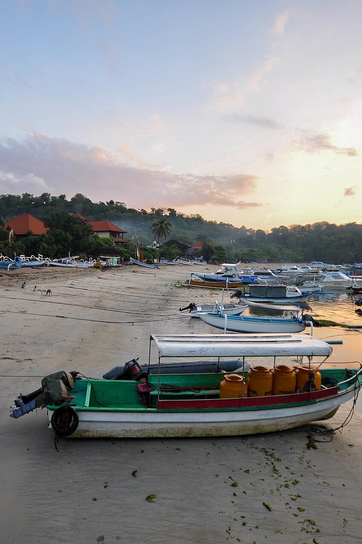 Kuta Lombok beach bay