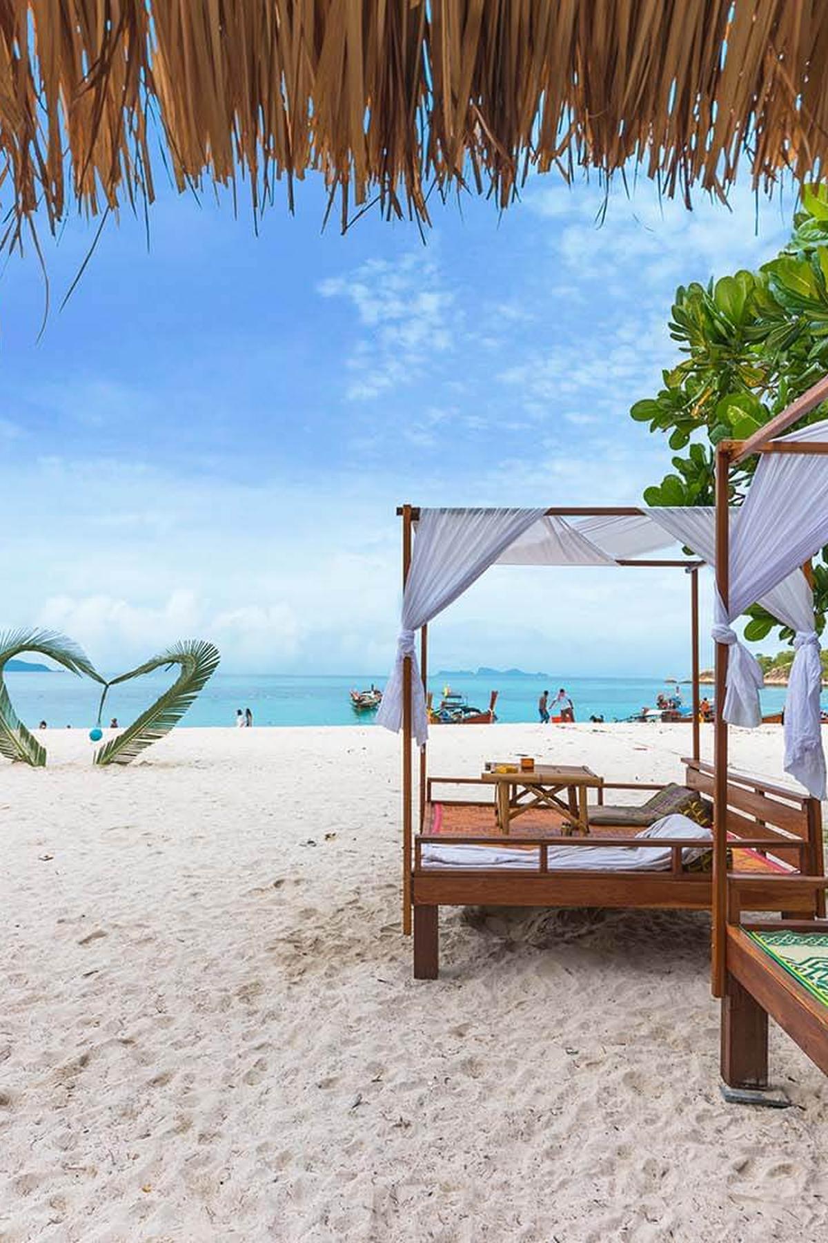 beach bungalow Thailand