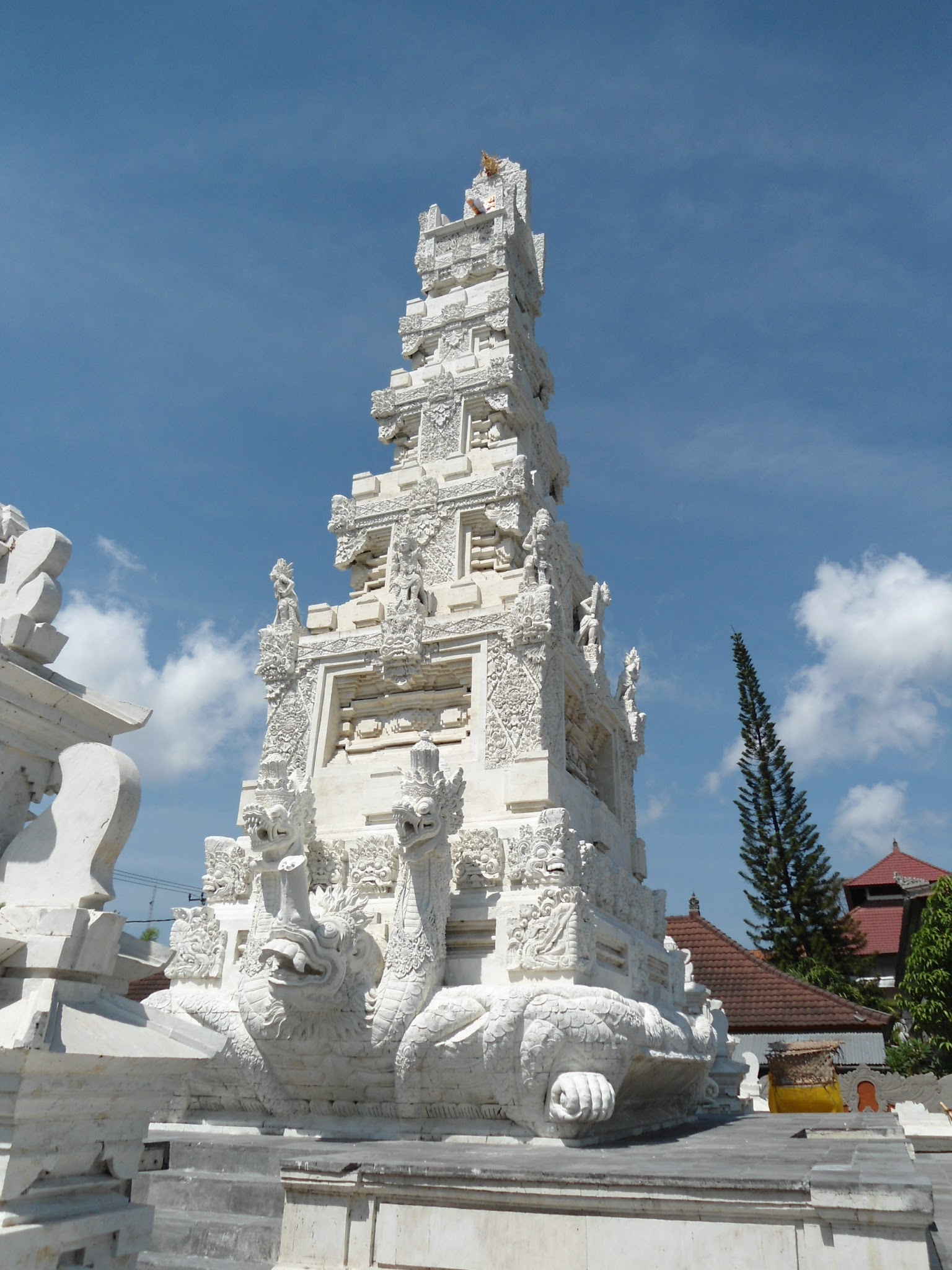 Bali temple sea